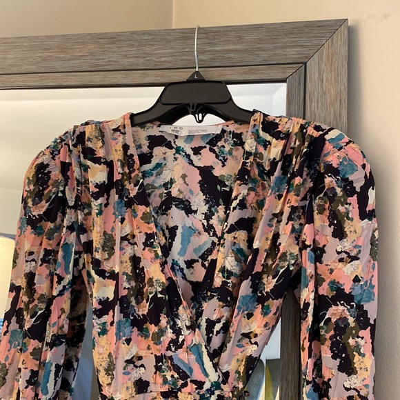 IRO Paris, 40, “bloomy” wrap dress, beautiful floral pattern!Needs small repair - Picture 2 of 12